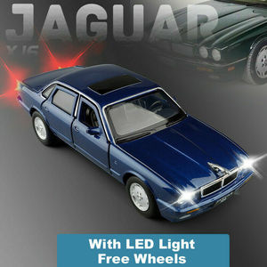 Tayumo 1:32 1973 Jaguar XJ6 Pacific Blue Pull back Diecast model car