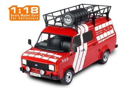 IXO 1:18 Ford Transit MK II Team Ford with roof rack and accessories 1985