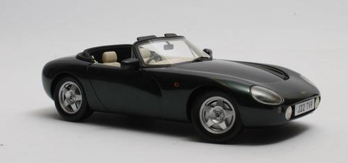 Cult Scale 1:18 1993 TVR Griffith right hand drive metallic green  Ltd Ed of 180