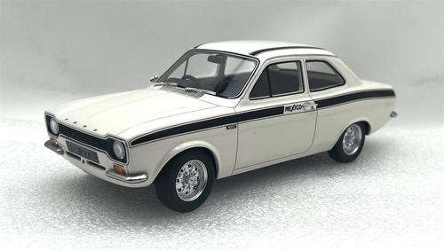 Cult Scale 1:18 1973 Ford Escort Mexico Right Hand Drive in white