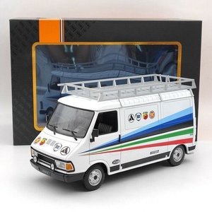 IXO 1:18 1980 Fiat 242, Fiat Abarth, Technical Assistance with Roof Rack